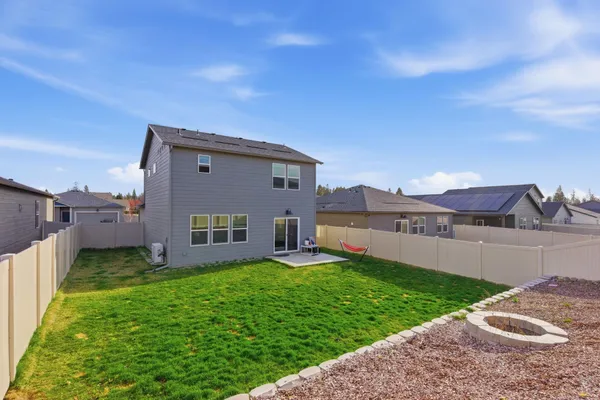 $469,999 | 5606 West Youngstown Lane, Spokane, WA 99208