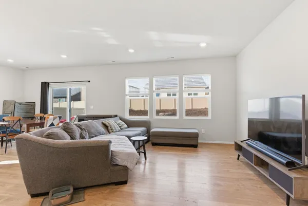 $469,999 | 5606 West Youngstown Lane, Spokane, WA 99208