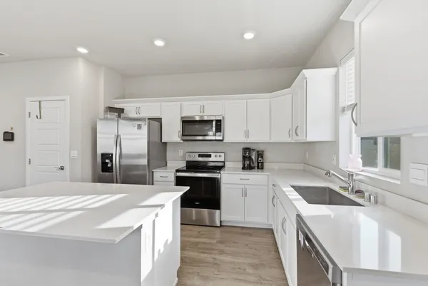 $469,999 | 5606 West Youngstown Lane, Spokane, WA 99208