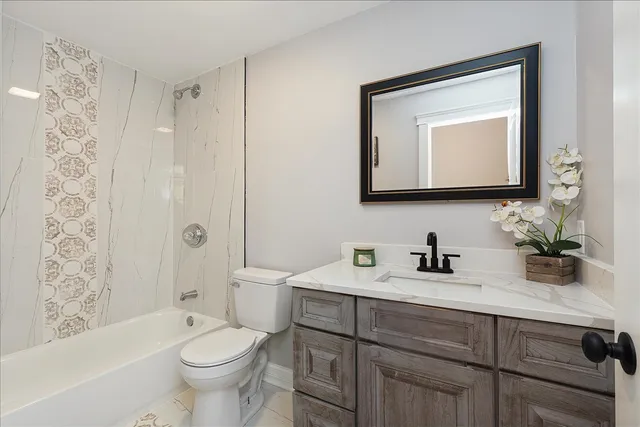 $424,900 | 200 West Crawford Street, Peotone, IL 60468