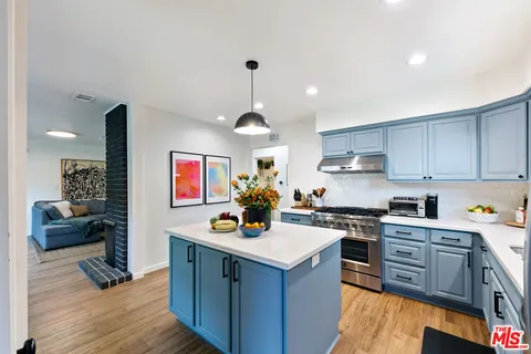 a view of a living room