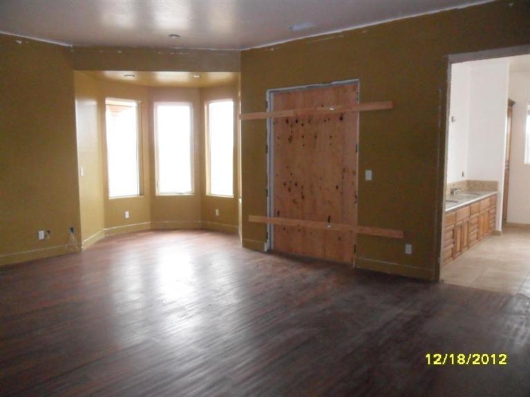 8190 Rio Avenue Reedley, CA 93654 - Photo 4 of 10
