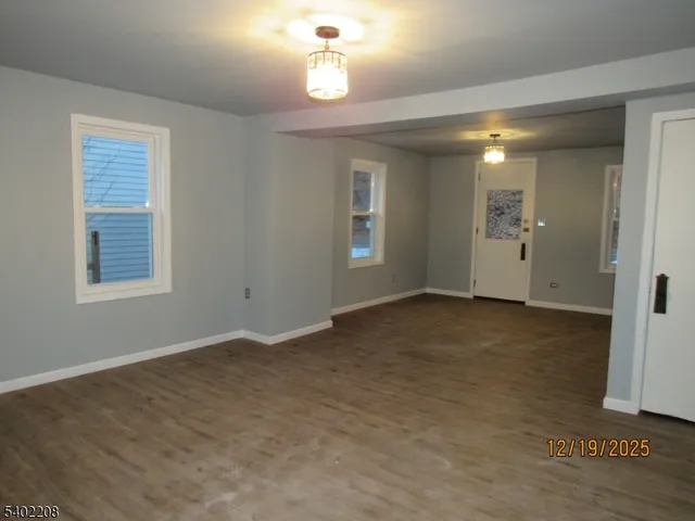 $2,495 | 552 Milford Frenchtown Road, Milford, NJ 08848