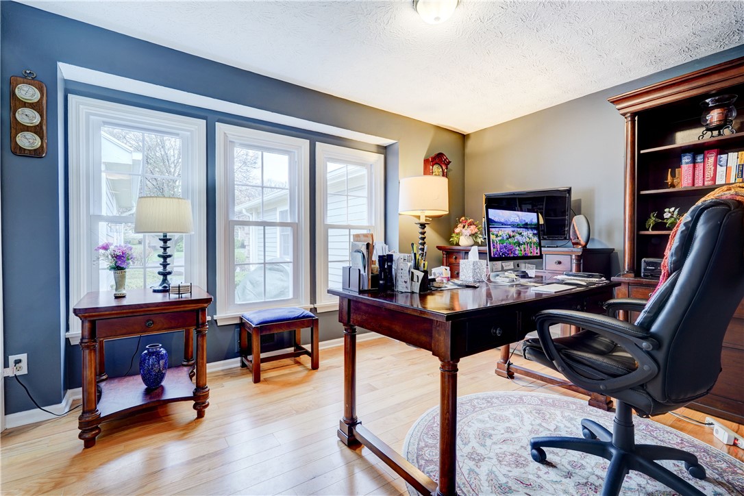 89 Creek Ridge Pittsford, NY 14534 - Photo 15 of 24 Bedroom