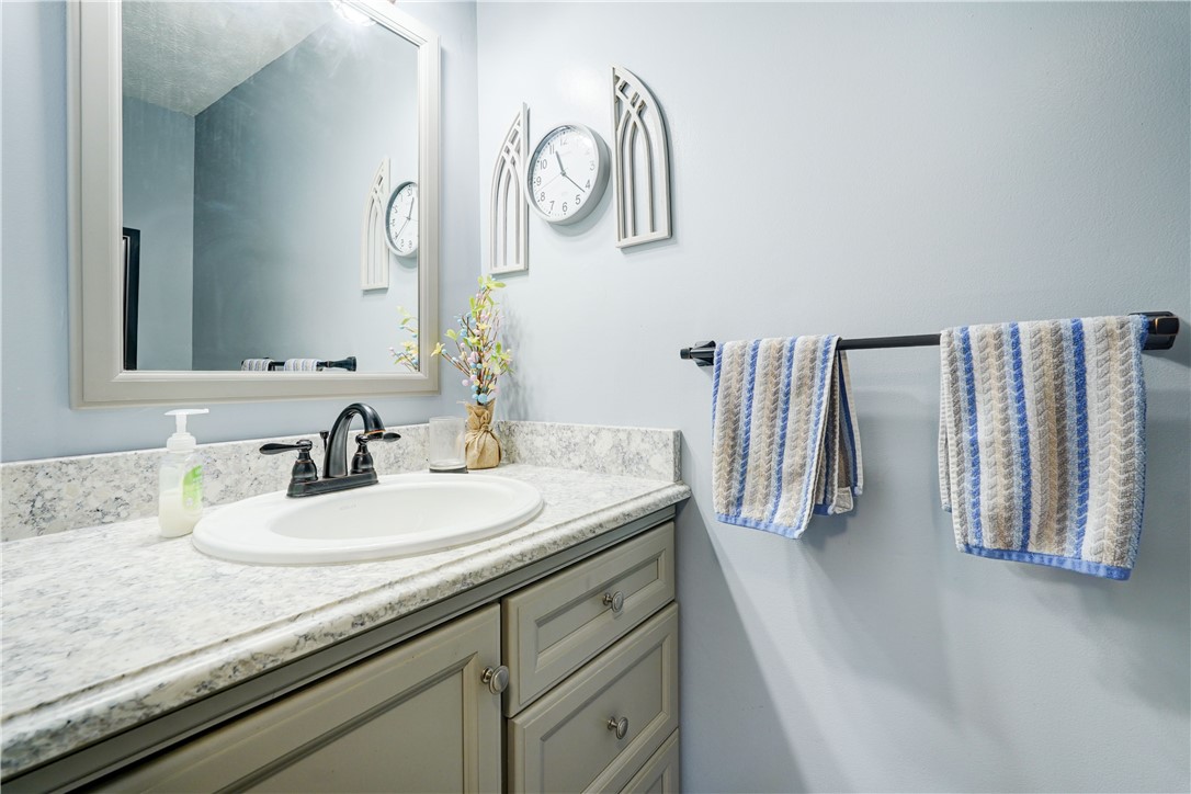 89 Creek Ridge Pittsford, NY 14534 - Photo 16 of 24