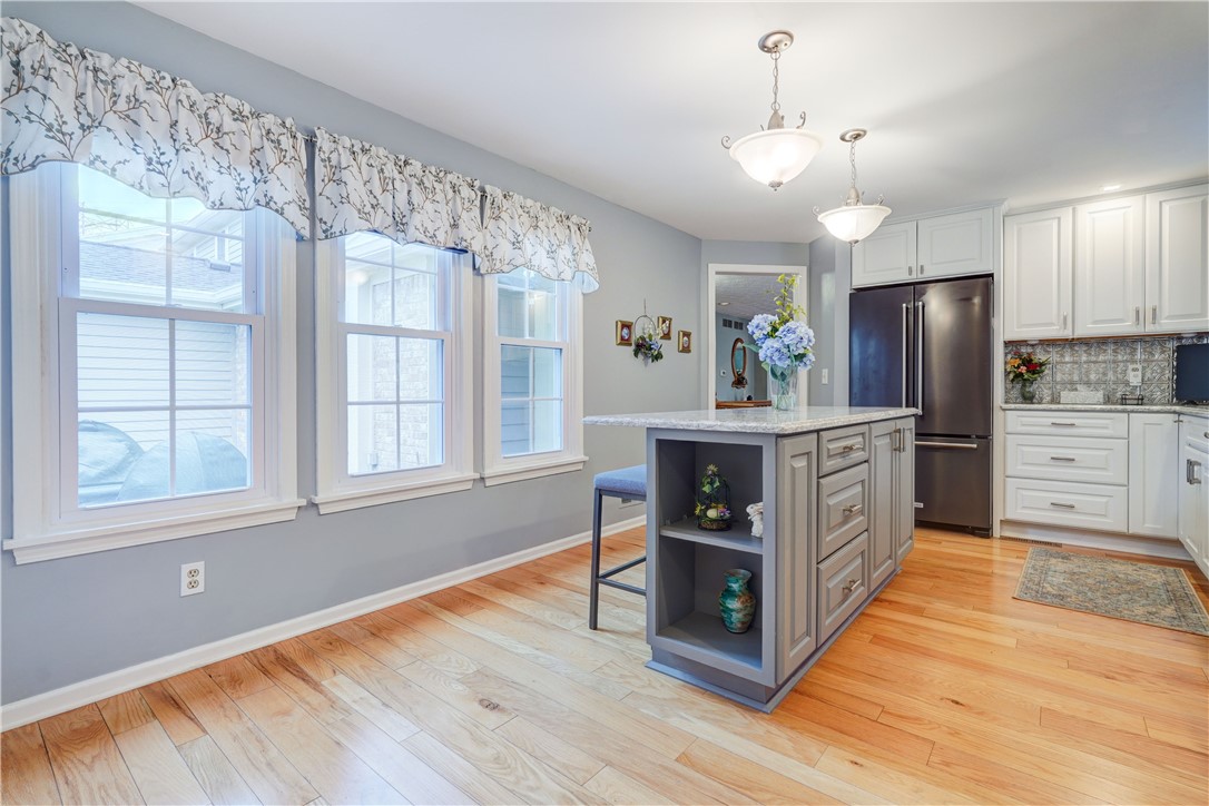 89 Creek Ridge Pittsford, NY 14534 - Photo 5 of 24