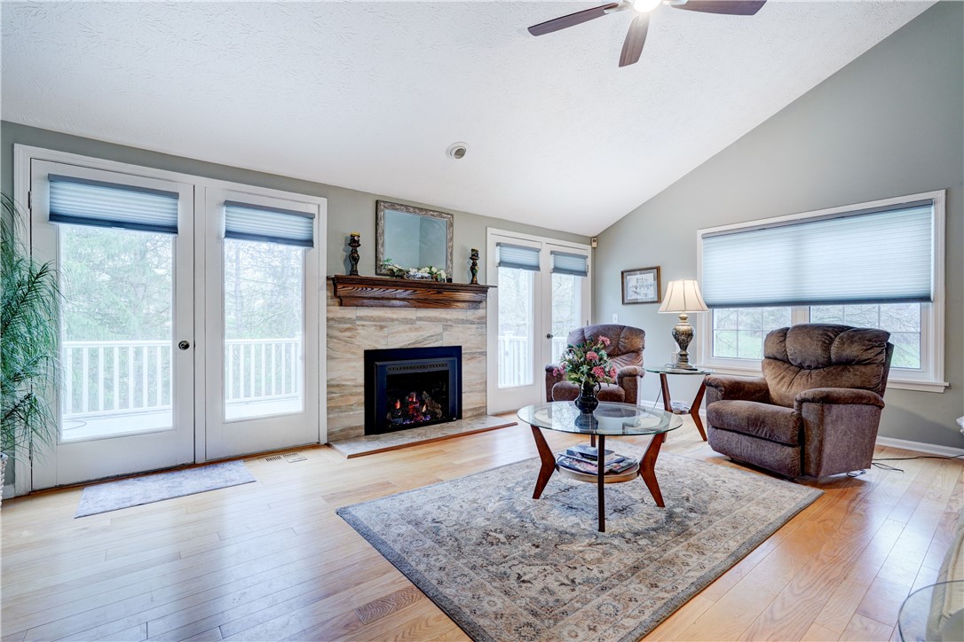 89 Creek Ridge Pittsford, NY 14534 - Photo 7 of 24 Cathedral Great Room