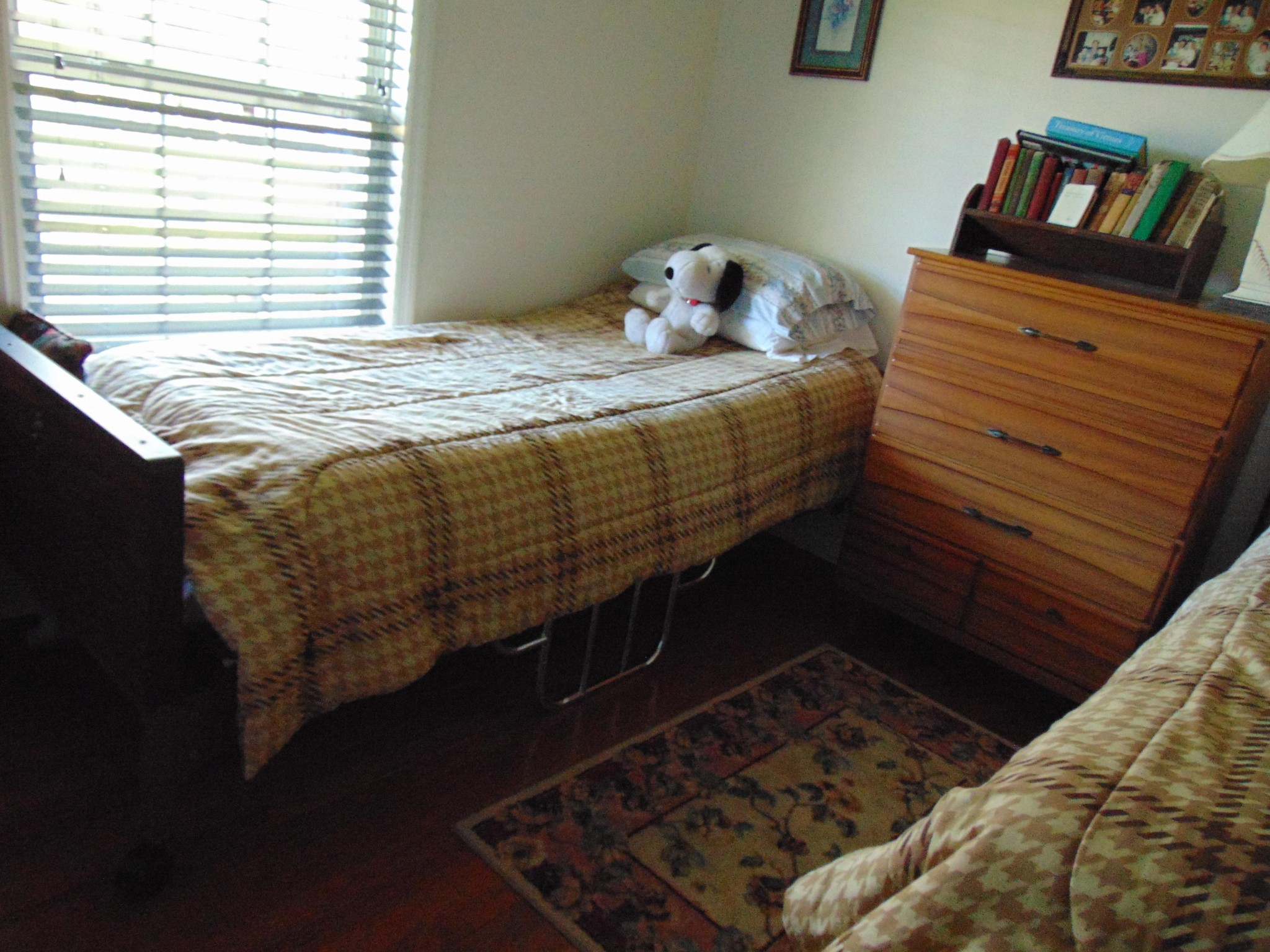 4019 Decatur Highway Kingston, TN 37763 - Photo 4 of 13 a bed sitting in a bedroom next to a window