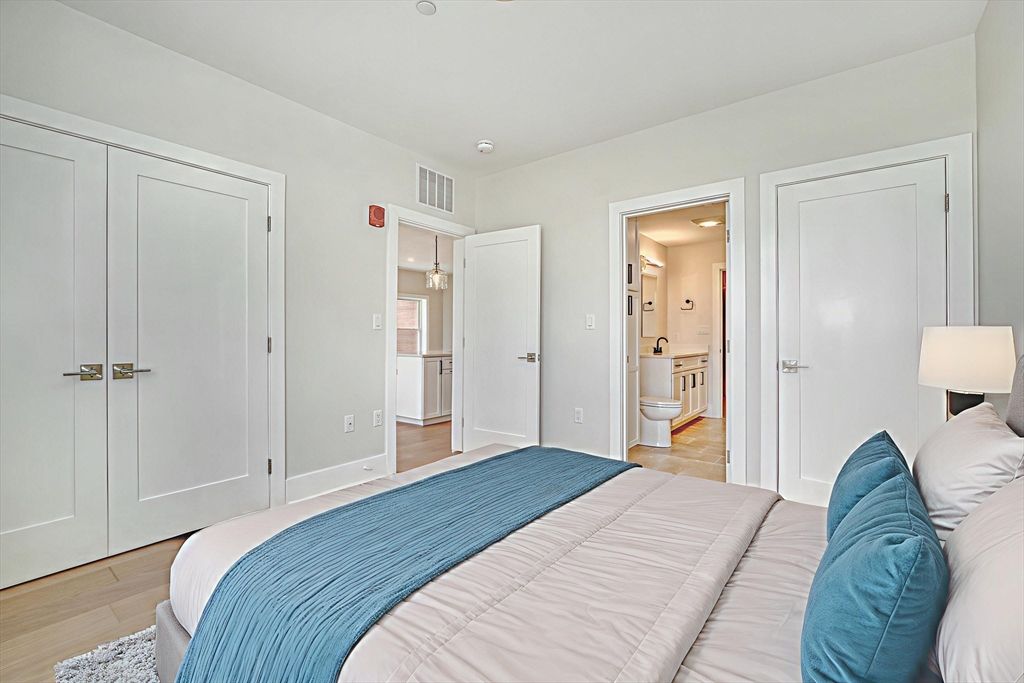 62 Foundry Street, Unit 305 Wakefield, MA 01880 - Photo 14 of 39
