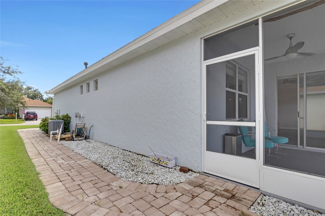 5230 East 1st Square Southwest Vero Beach, FL 32968 - Photo 27 of 36