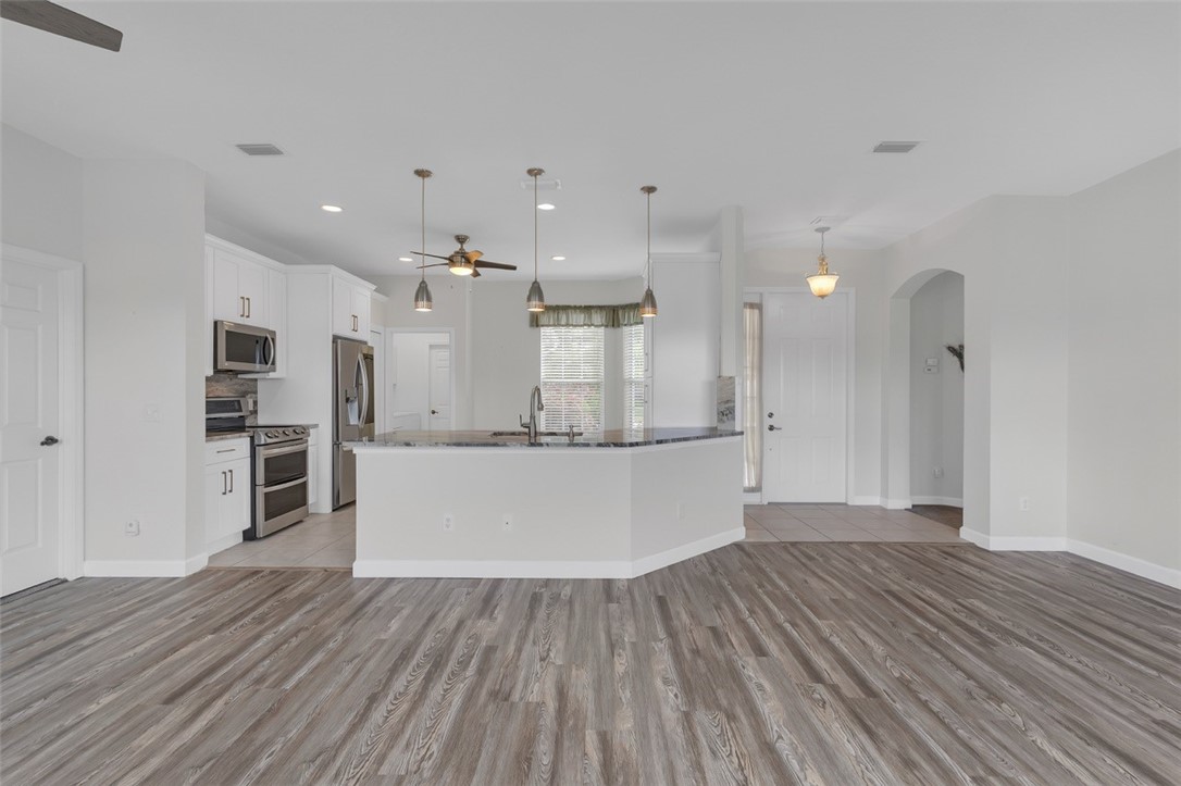 5230 East 1st Square Southwest Vero Beach, FL 32968 - Photo 5 of 36