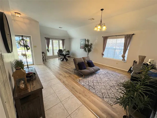 $2,500 | 4325 Spoonbill Drive, Seabrook, TX 77586