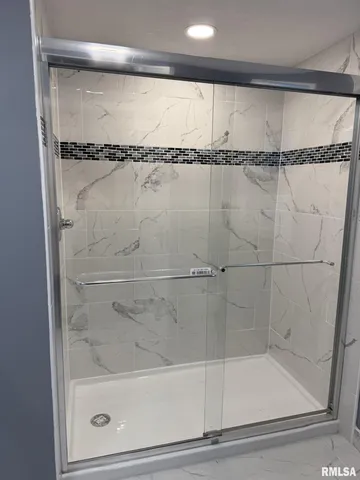 $155,000 | 922 West Archer Avenue, Monmouth, IL 61462