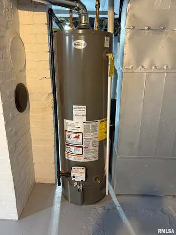 $155,000 | 922 West Archer Avenue, Monmouth, IL 61462