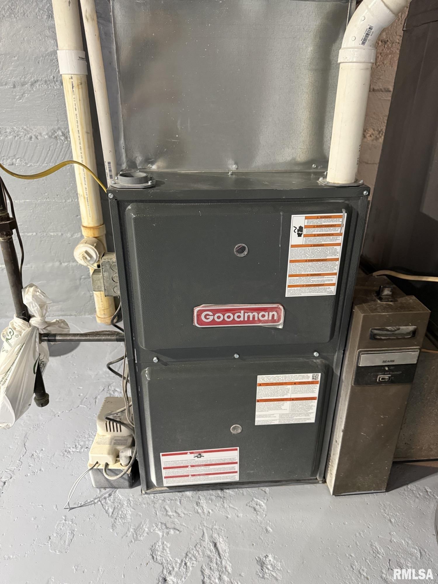 922 West Archer Avenue Monmouth, IL 61462 - Photo 22 of 25