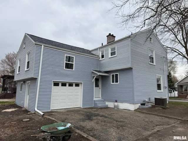 $155,000 | 922 West Archer Avenue, Monmouth, IL 61462