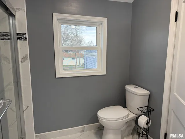 $155,000 | 922 West Archer Avenue, Monmouth, IL 61462