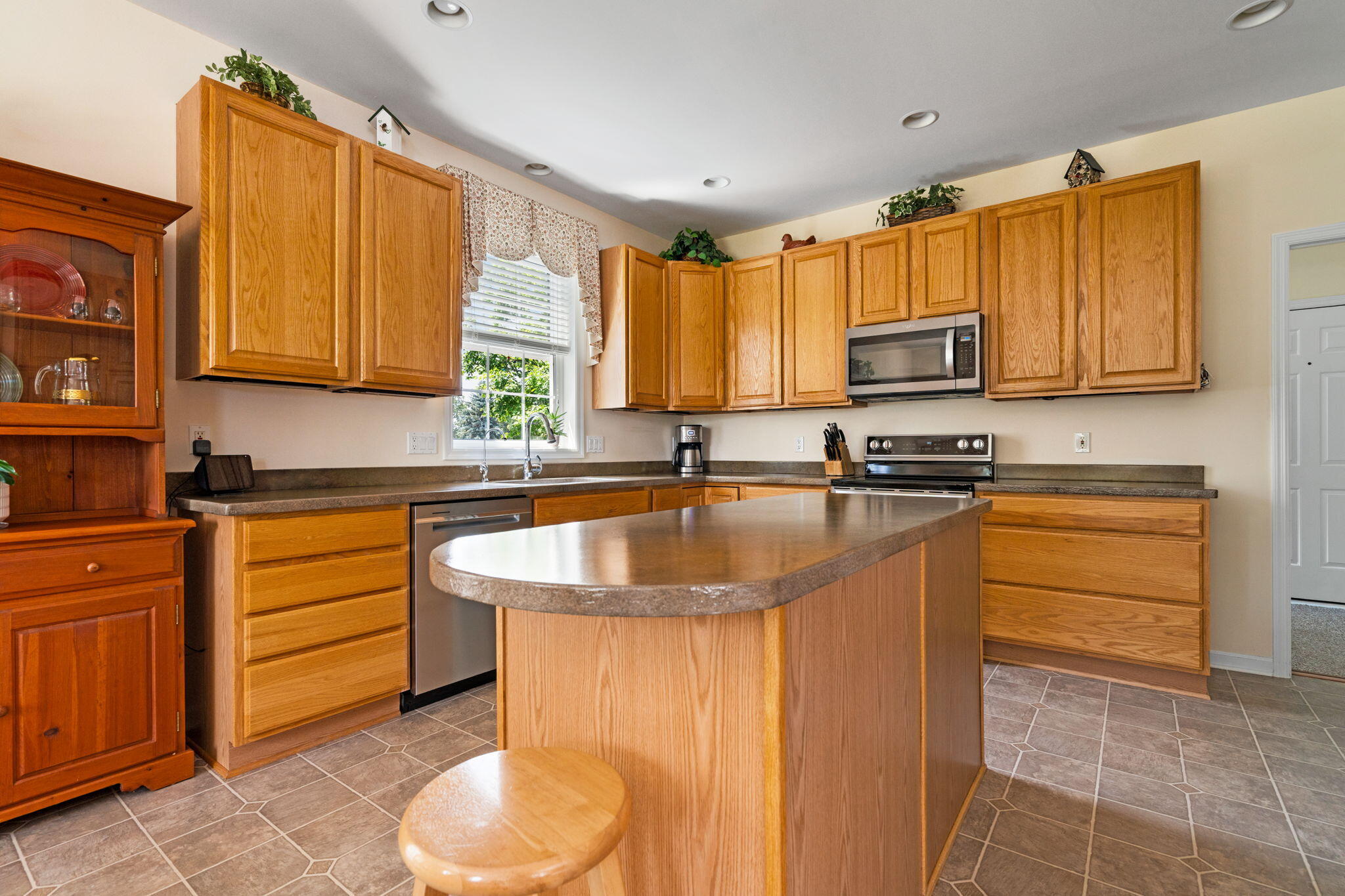 11717 Island Lake Road Dexter, MI 48130 - Photo 8 of 56 45-web-or-mls-DSC07607