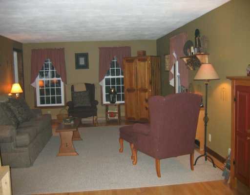 220 Log Road Burrillville, RI 02830 - Photo 7 of 8 Living Room.