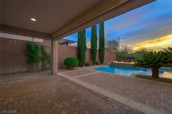 $799,900 | 2605 Chateau Clermont Street, Henderson, NV 89044