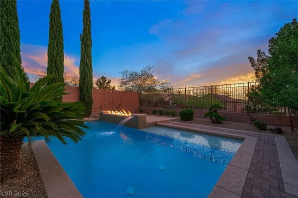 $799,900 | 2605 Chateau Clermont Street, Henderson, NV 89044