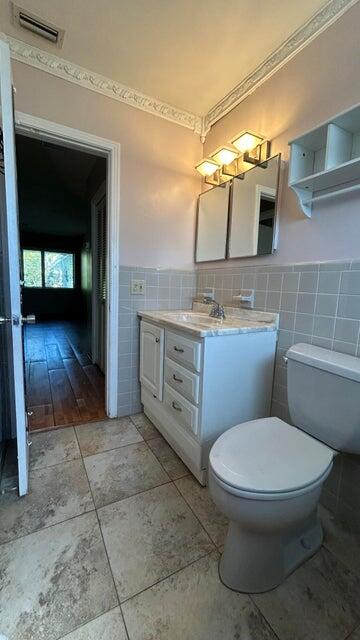 3801 Northeast 22nd Terrace, Unit 5 Lighthouse Point, FL 33064 - Photo 13 of 14 bathroom