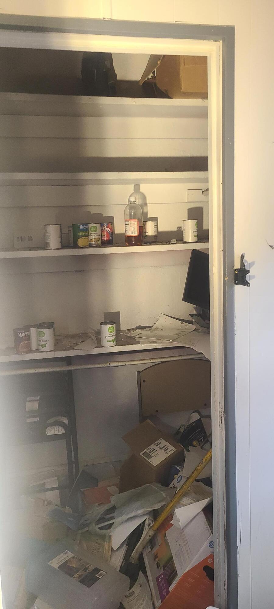 501 Front Street East Coeburn, VA 24230 - Photo 15 of 38 20231122_155223