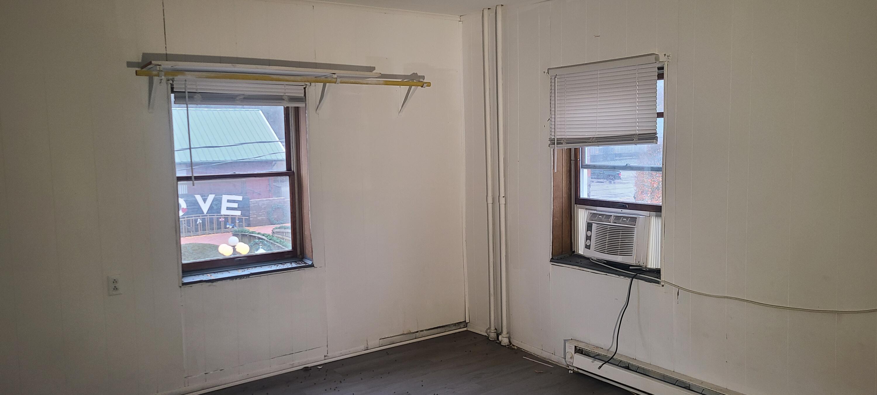 501 Front Street East Coeburn, VA 24230 - Photo 16 of 38 20231122_154831