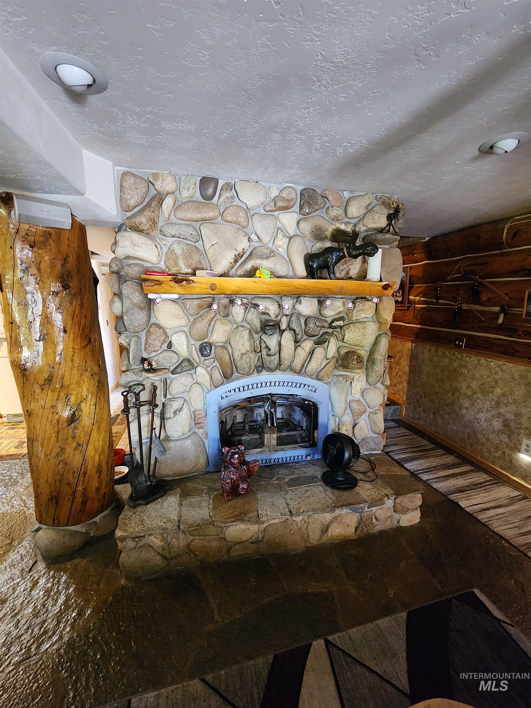 483 North Alpine Circle Mountain Home, ID 83647 - Photo 13 of 33