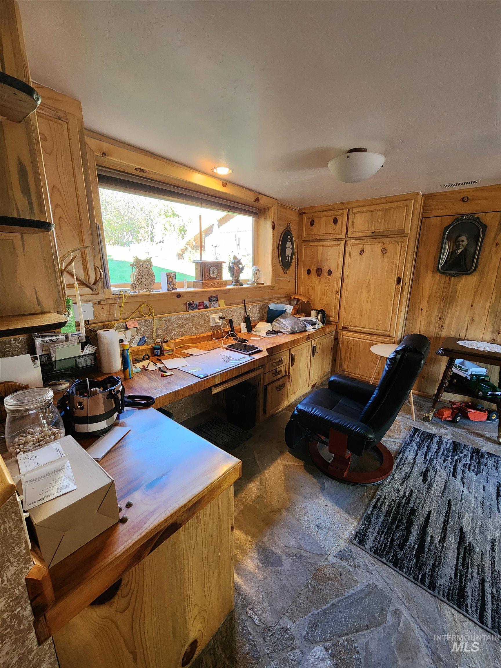 483 North Alpine Circle Mountain Home, ID 83647 - Photo 18 of 33