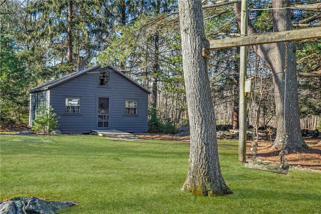 855 Fletcher Road North Kingstown, RI 02852 - Photo 6 of 29 Gallery Image 6