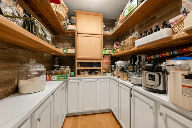 $333,000 | 876 Stradford Circle, Unit A1, Buffalo Grove, IL 60089