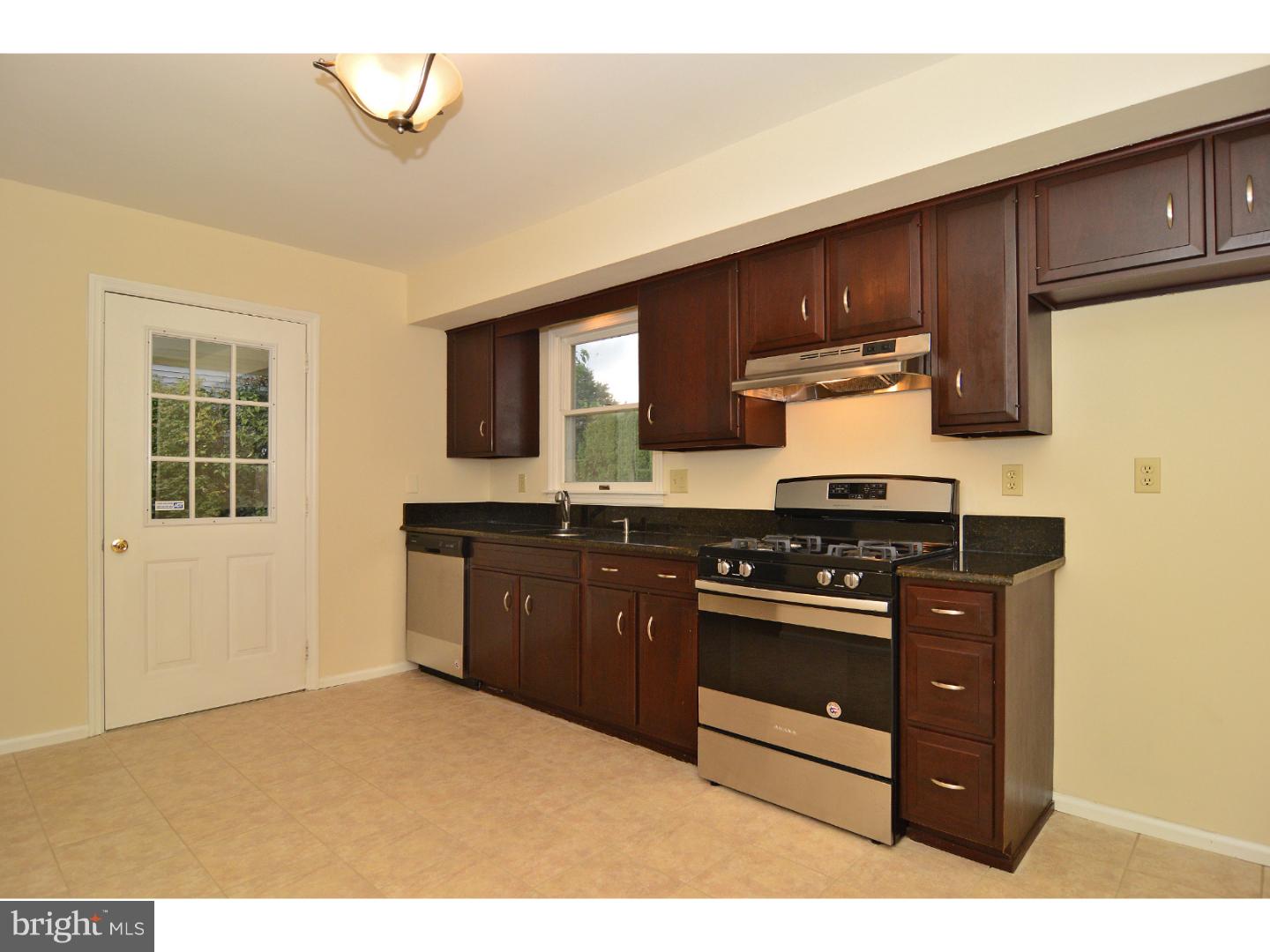 4713 Painted Sky Road Reading, PA 19606 - Photo 10 of 22 Gallery Image 10