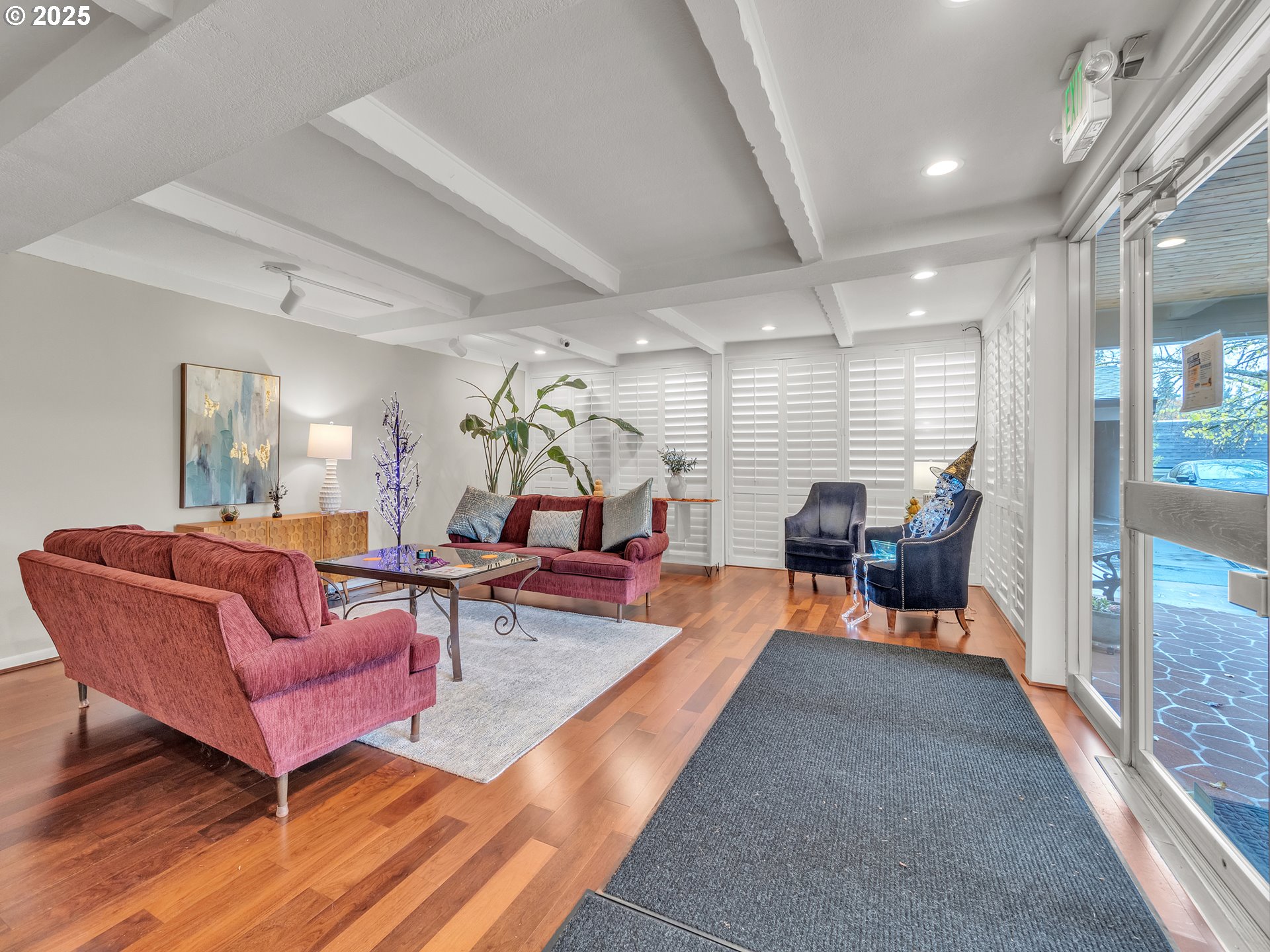 4460 Southwest Scholls Ferry Road, Unit 24 Portland, OR 97225 - Photo 34 of 35 Gallery Image 34