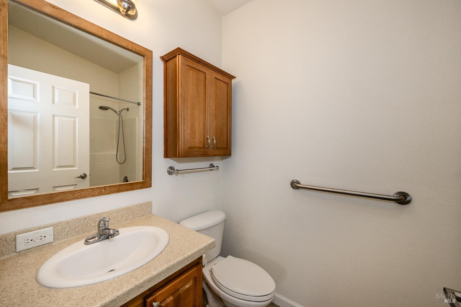 186 Redwing Drive Santa Rosa, CA 95409 - Photo 15 of 18 Hall bathroom has skylight and shower over tub