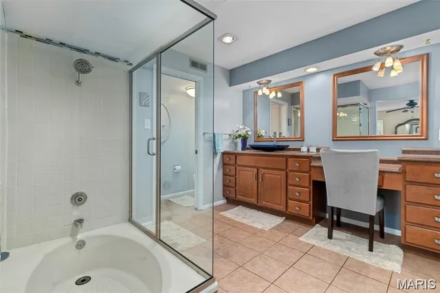 $3,200 | 964 Claytonbrook Drive, Unit 1C, Ballwin, MO 63011