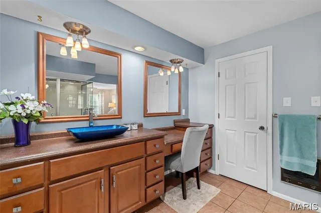 $3,200 | 964 Claytonbrook Drive, Unit 1C, Ballwin, MO 63011