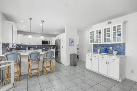 $1,400,000 | 72 Bayshore Drive, Mashpee, MA 02649