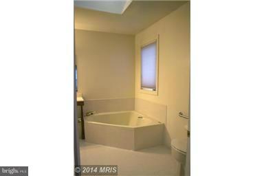 505 Post Oak Road Annapolis, MD 21401 - Photo 6 of 10 Bath (Master)