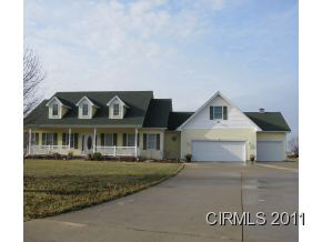1389 North Lexington Road Marion, IN 46952 - Photo 1 of 12 Gallery Image 1