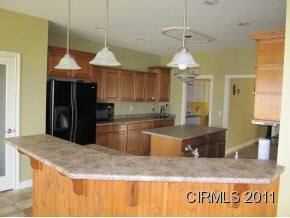 1389 North Lexington Road Marion, IN 46952 - Photo 6 of 12 Gallery Image 6