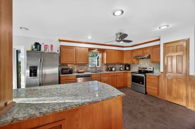 $775,000 | 5703 St Angela Drive, North Charleston, SC 29418