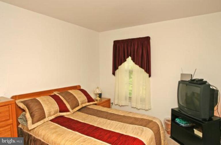 3011 Spice Bush Road Laurel, MD 20724 - Photo 10 of 20 Bedroom #2