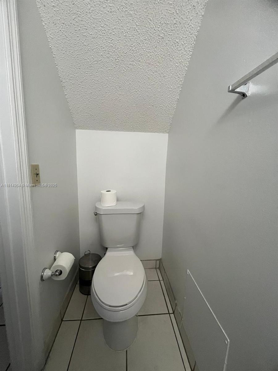 14901 Southwest 82nd Terrace, Unit 1207 Miami, FL 33193 - Photo 5 of 9