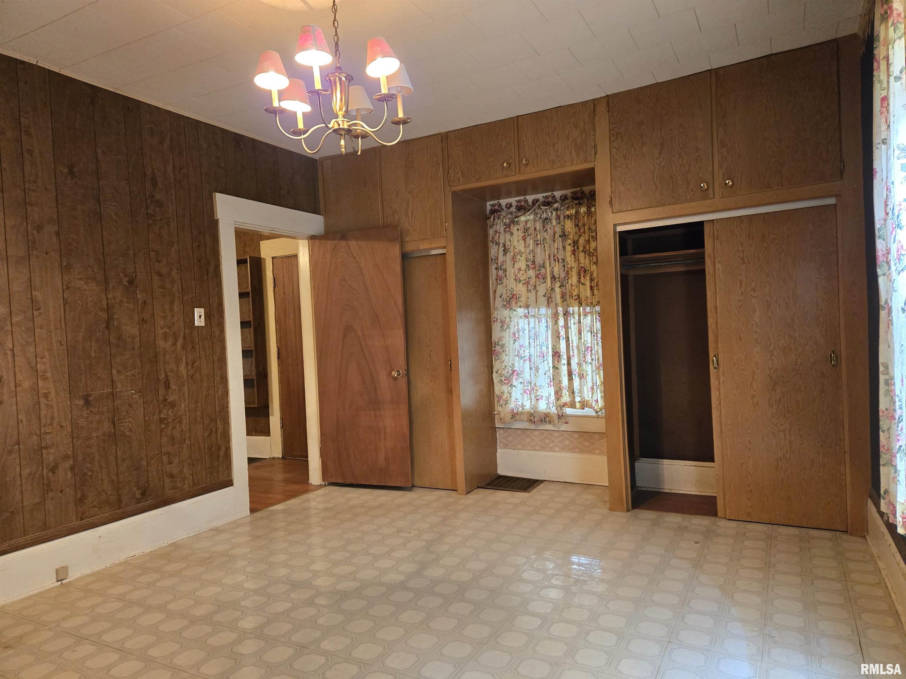 30 North Adams Street Carthage, IL 62321 - Photo 9 of 22