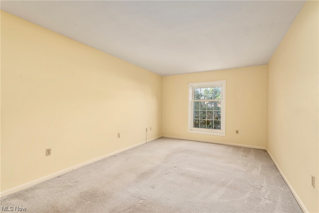 22701 Center Ridge Road, Unit 113 Rocky River, OH 44116 - Photo 20 of 29 Bedroom #3 Master