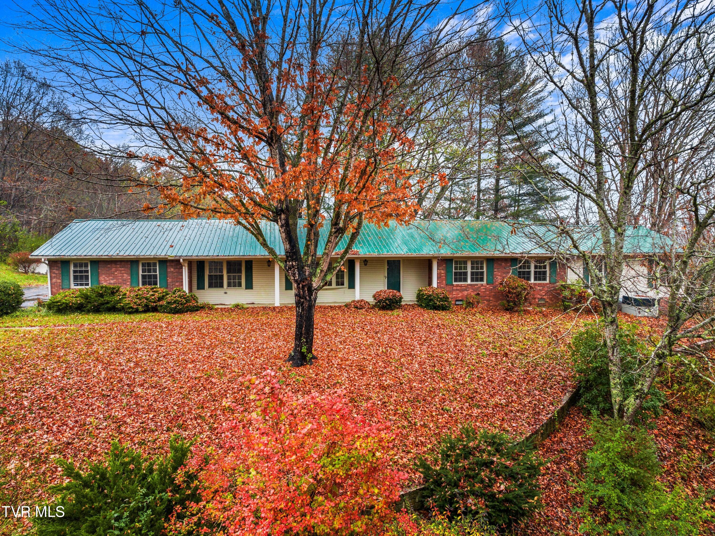 550 Jones Road Sneedville, TN 37869 - Photo 1 of 41 001-550JonesRoad-Sneedville-TN-37869-SMA