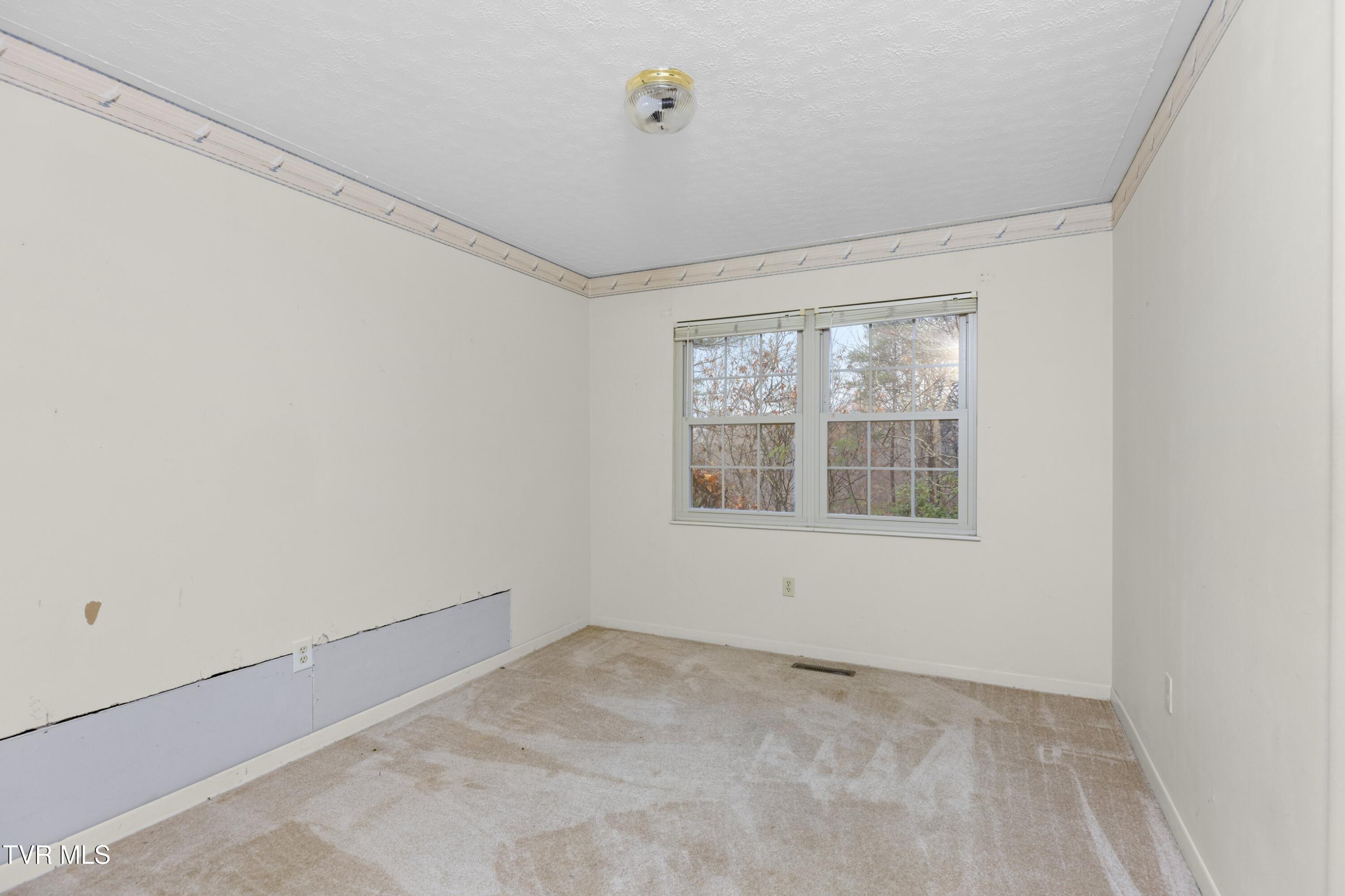550 Jones Road Sneedville, TN 37869 - Photo 25 of 41 025-550JonesRoad-Sneedville-TN-37869-SMA