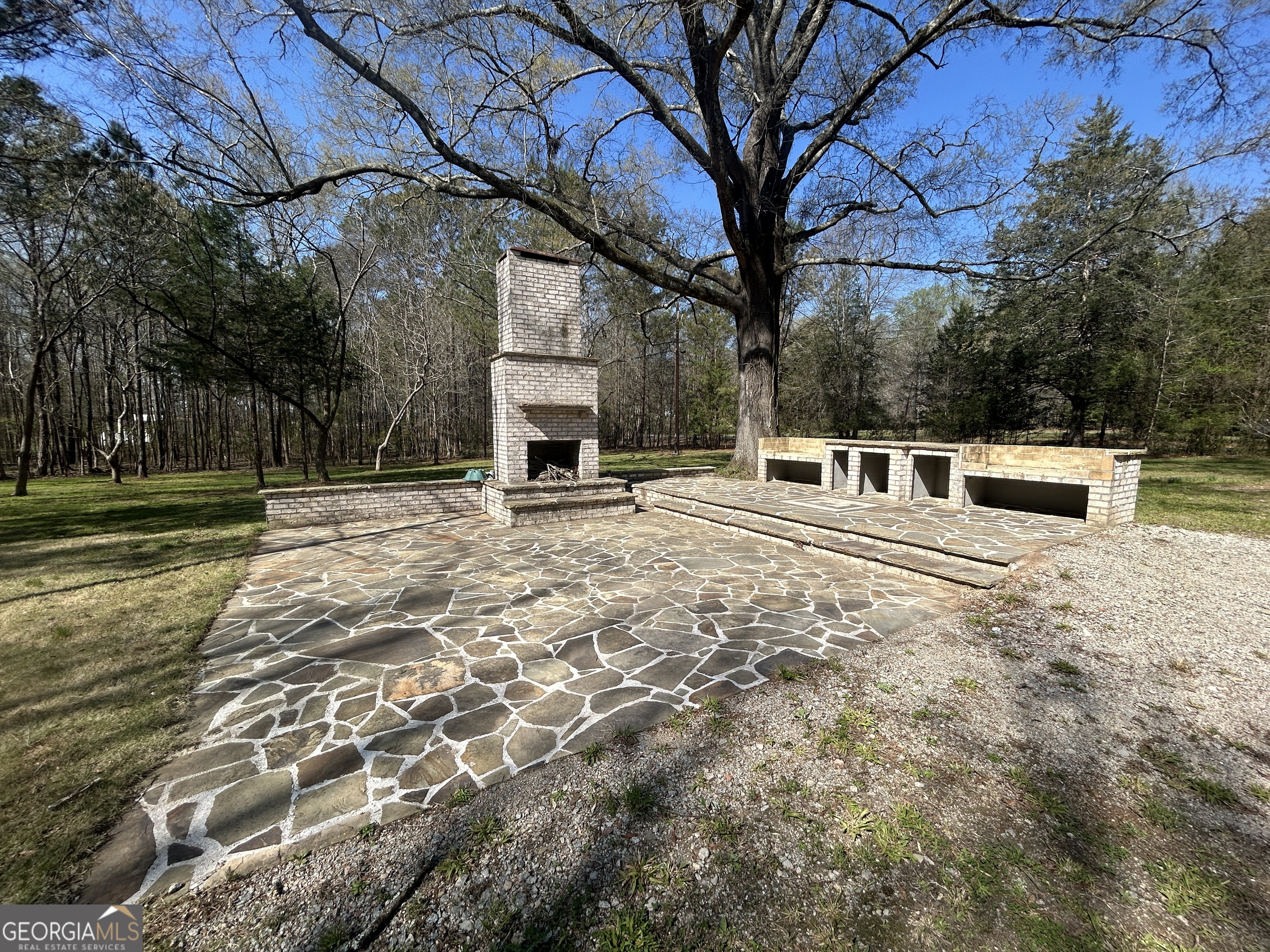 1251 Adams Road Union Point, GA 30669 - Photo 7 of 17