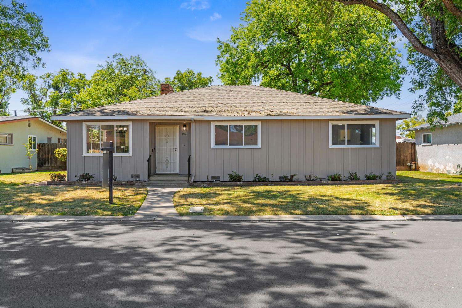 1434 Fordham Avenue Modesto, CA 95350 - Photo 1 of 1